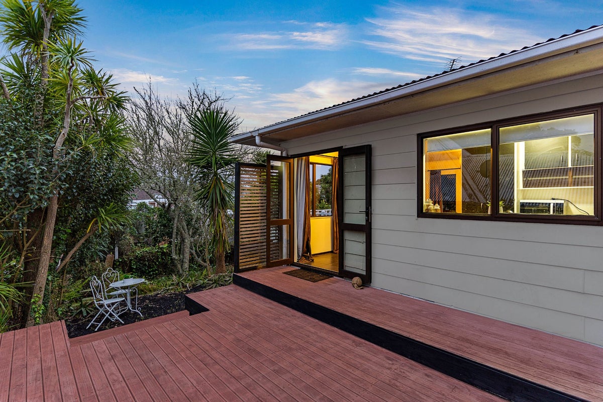 41C Peary Road, Mount Eden, Auckland - Carousel 2