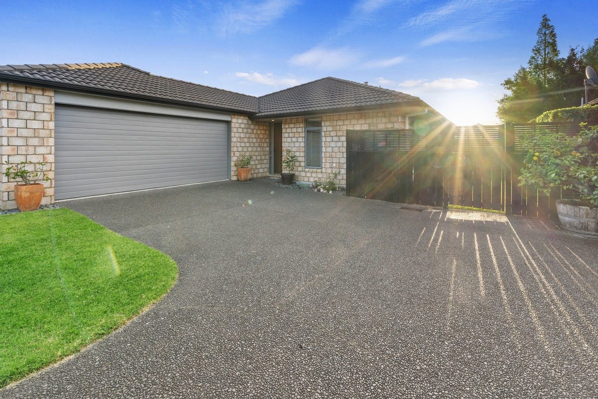 6 Barometer Way, Pyes Pa, Tauranga - Carousel 17