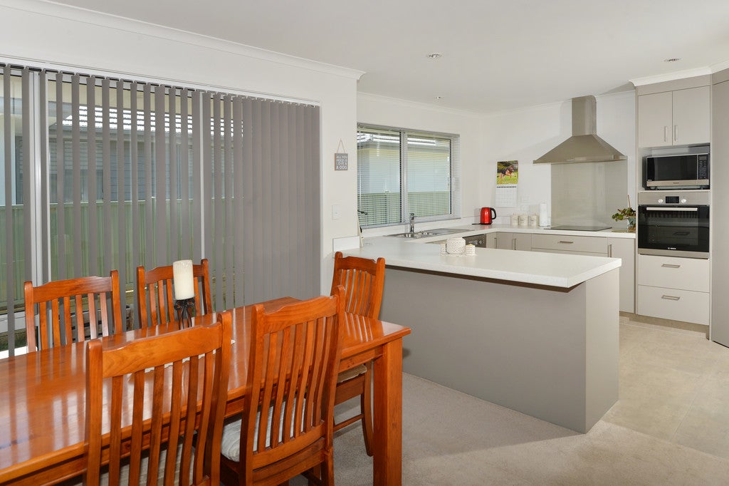 15 Rolling Stone Rise, Tikipunga, Whangarei - Carousel 2