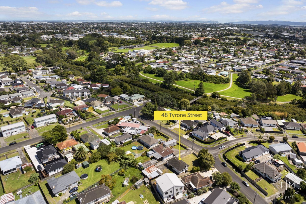 48 Tyrone Street, Otara, Auckland - Carousel 15