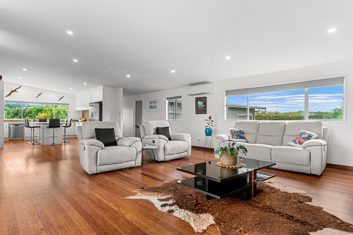 121B Mangawhai Heads Road, Mangawhai Heads, Mangawhai - Carousel 1