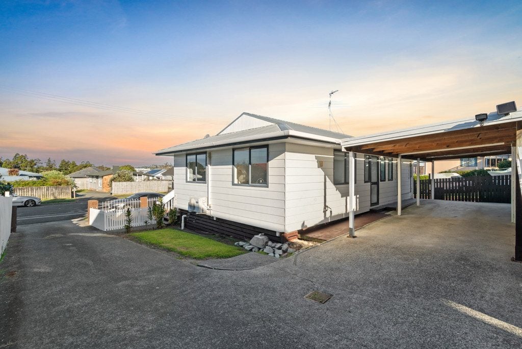 1/33 Plunket Avenue, Manukau Central, Auckland - Carousel 2