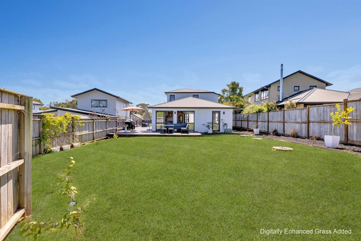 7 Oioi Lane, Helensville - Carousel 1