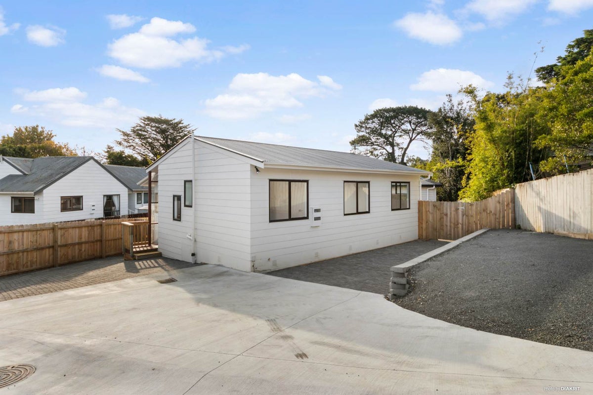 17 Kellett Road, Ranui, Auckland - Carousel 2