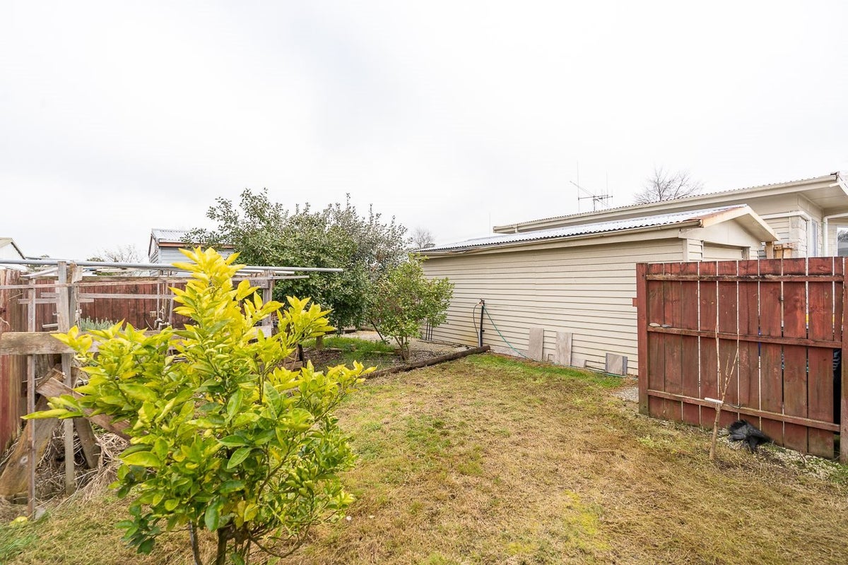 109 Whatawhata Road, Dinsdale, Hamilton - Carousel 19