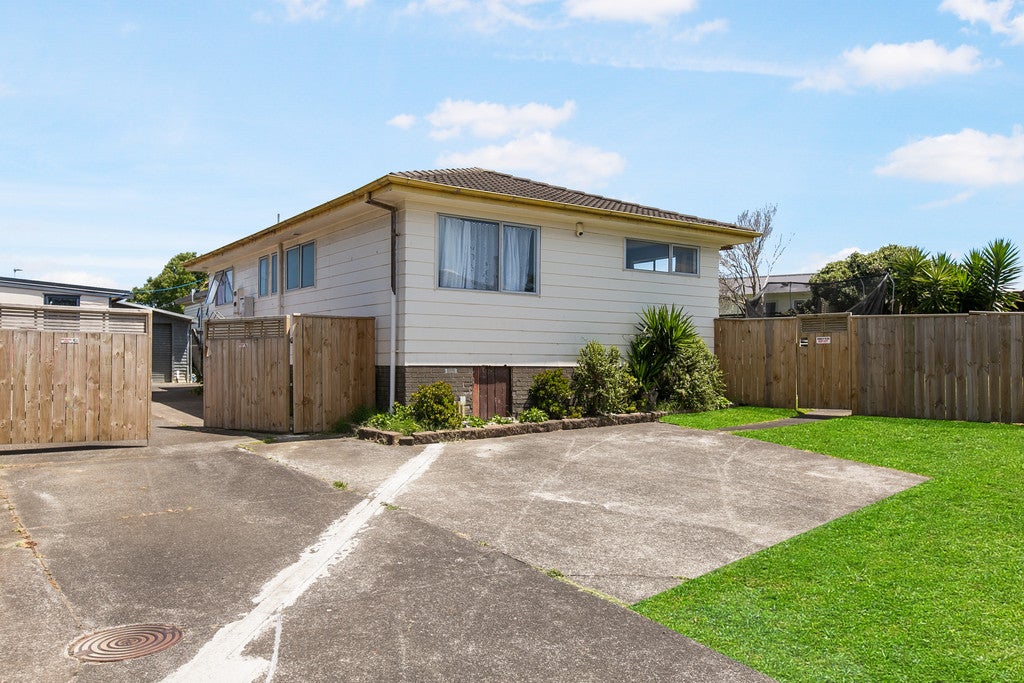 19 Benton Place, Manurewa, Auckland - Carousel 2