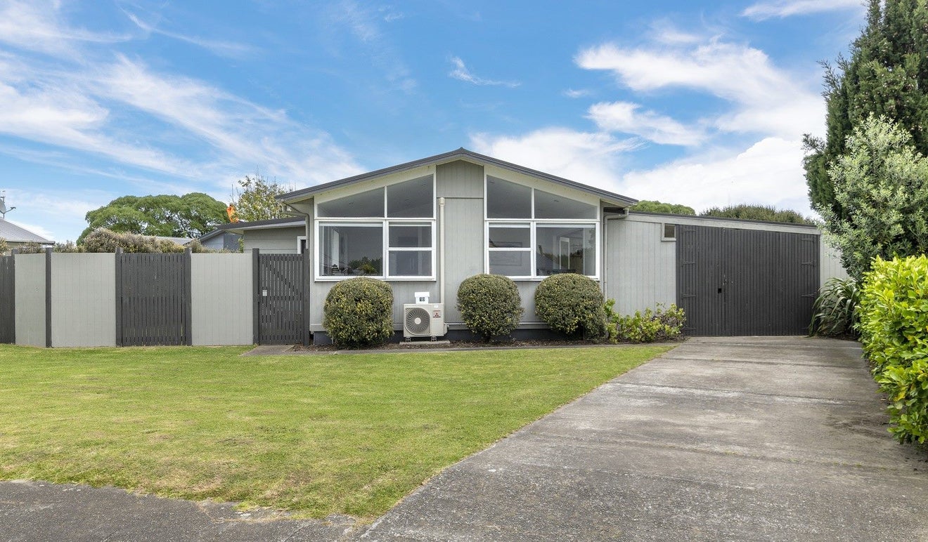 10 Low Avenue, Foxton Beach, Foxton - Carousel 24