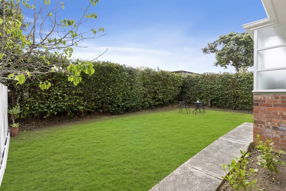 4/9 Dominion Street, Takapuna, Auckland - Carousel 2