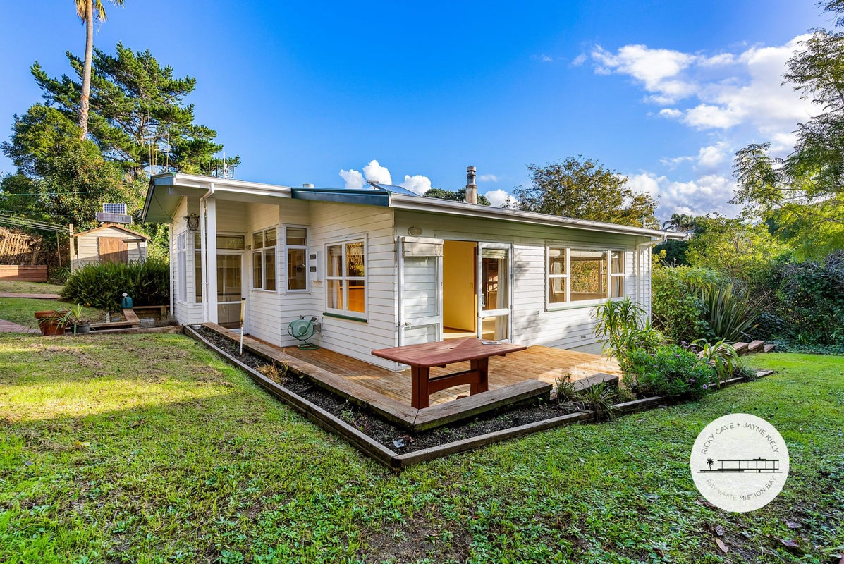 33 Clarendon Road, St Heliers, Auckland - Carousel 2