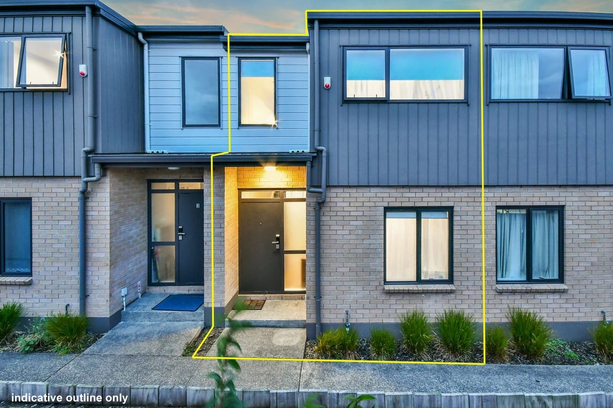 4/17 Alfriston Road, Manurewa East, Auckland - Carousel 1