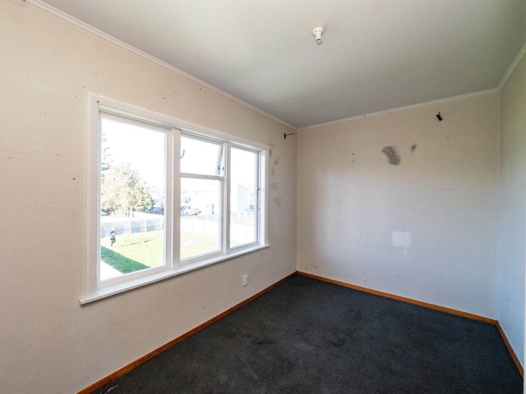 4 and 6 Opie Place, Highbury, Palmerston North, Manawatu / Whanganui - Carousel 19