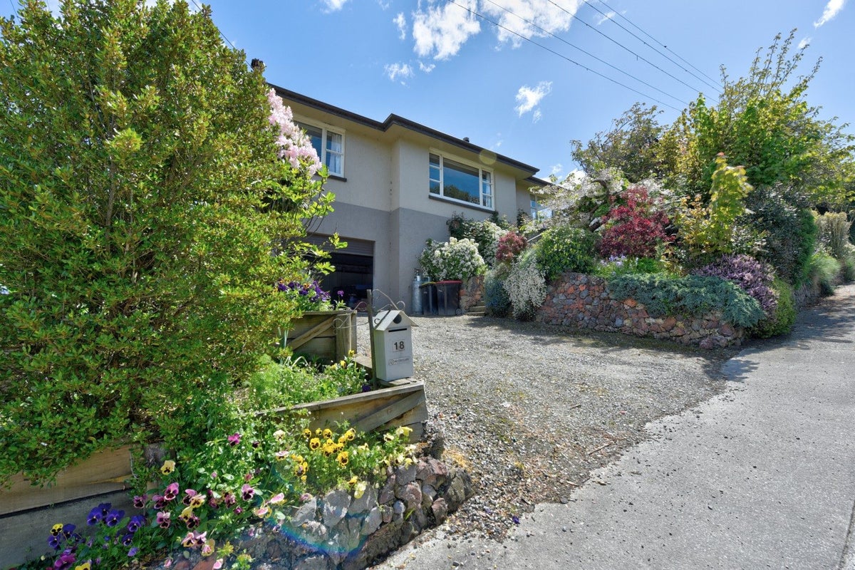 18 Johnston Street, Gore, Gore - Carousel 22