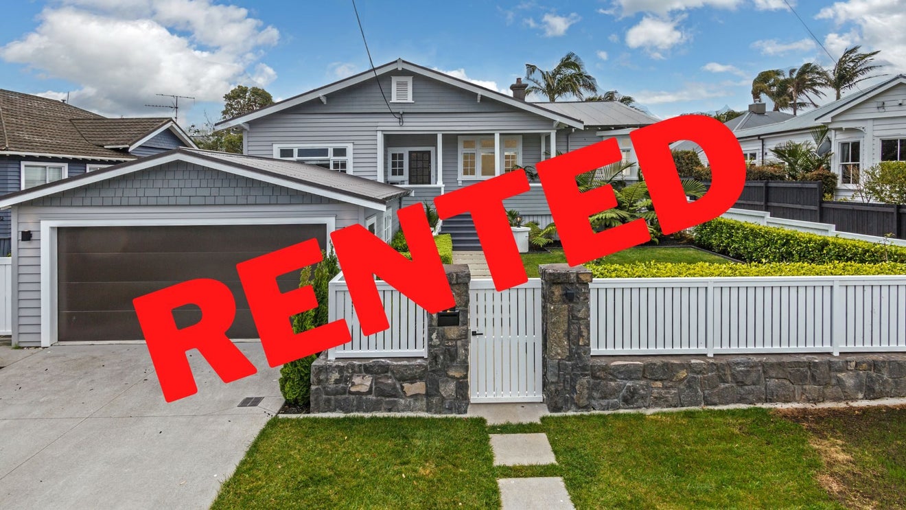 24 Norwood Road, Bayswater, Auckland - Carousel 1