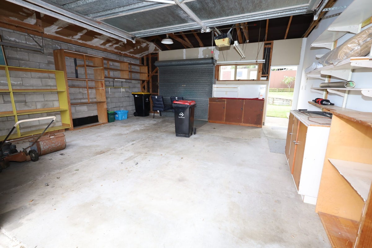 21 Birmingham Street, Judea, Tauranga - Carousel 27