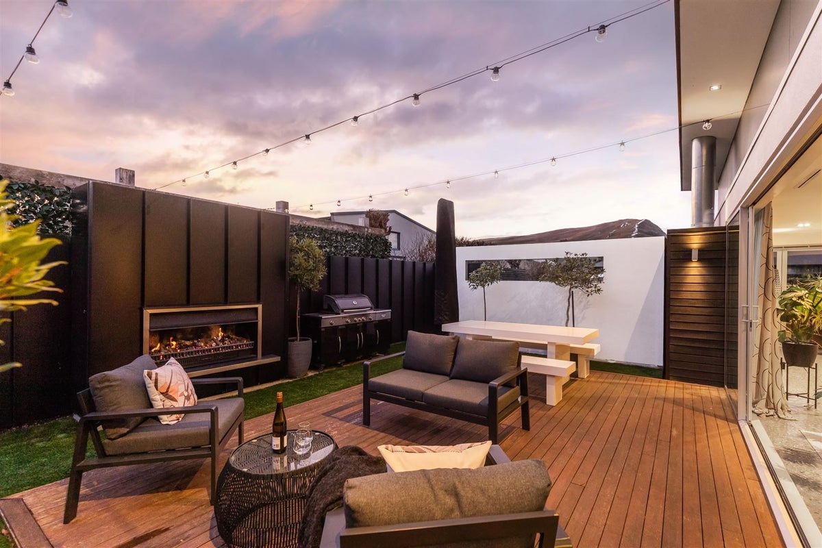 69 Erskine Street, Lake Hayes, Queenstown - Carousel 2