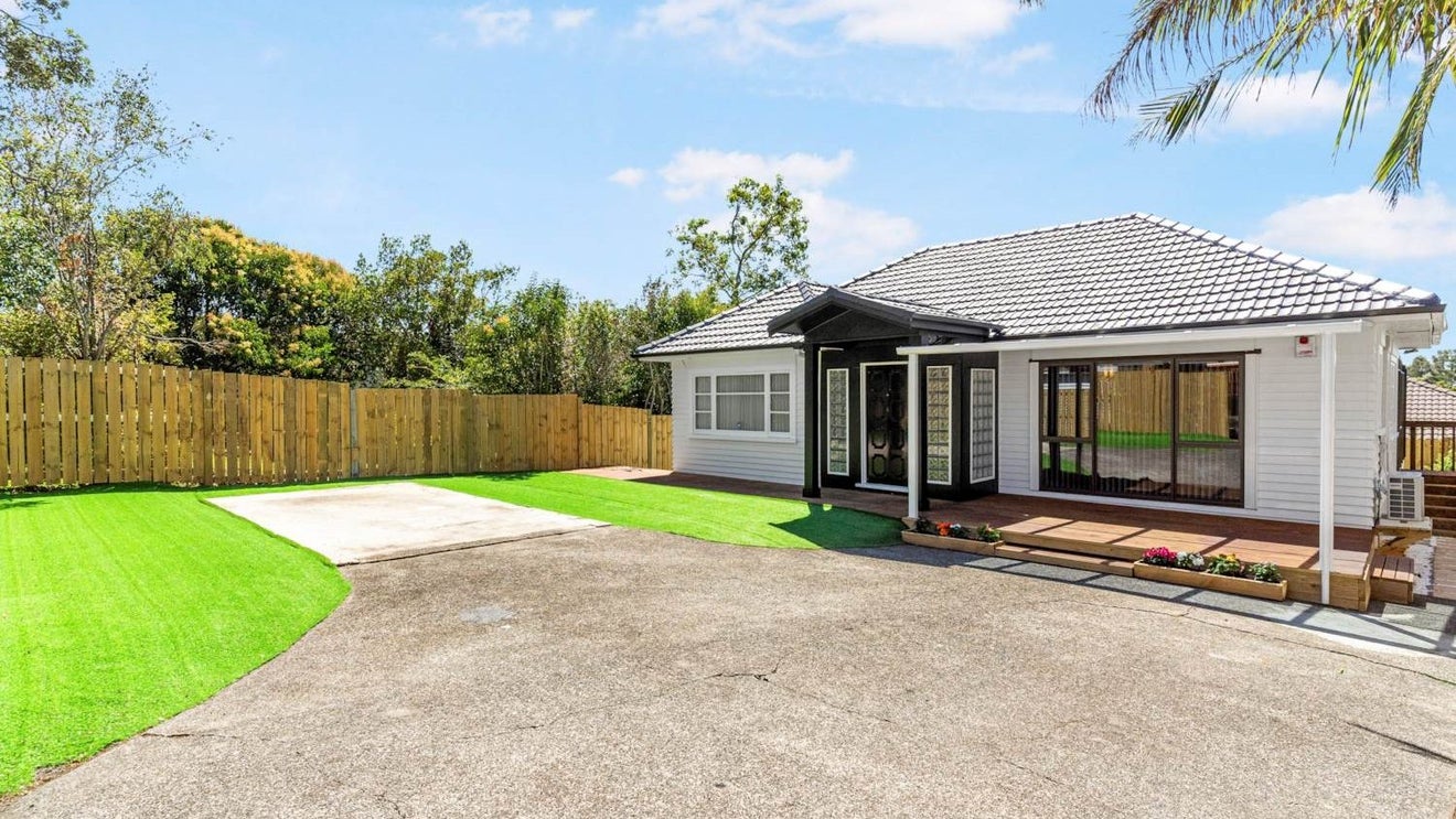 2/357 Hillsborough Road, Mount Roskill, Auckland - Carousel 1