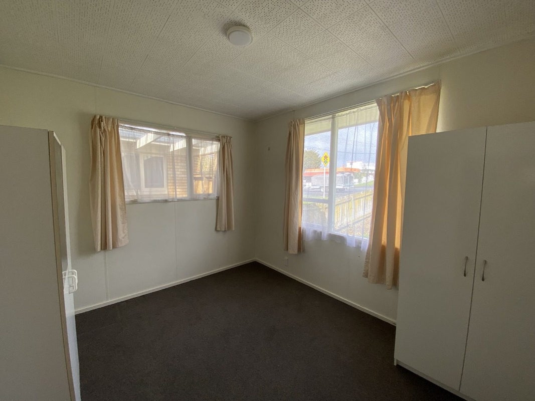 2b  Beatty Street, Melville, Hamilton, Waikato - Carousel 12