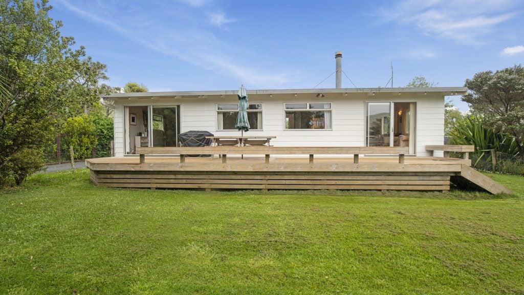 20 Bathgate Road, Pakiri, Wellsford - Carousel 2