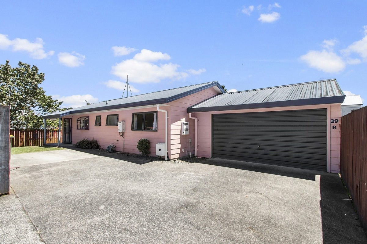 39B Fifth Avenue, Enderley, Hamilton - Carousel 1