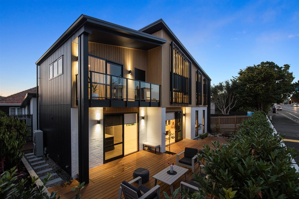 1347A Victoria Street, Beerescourt, Hamilton - Carousel 1