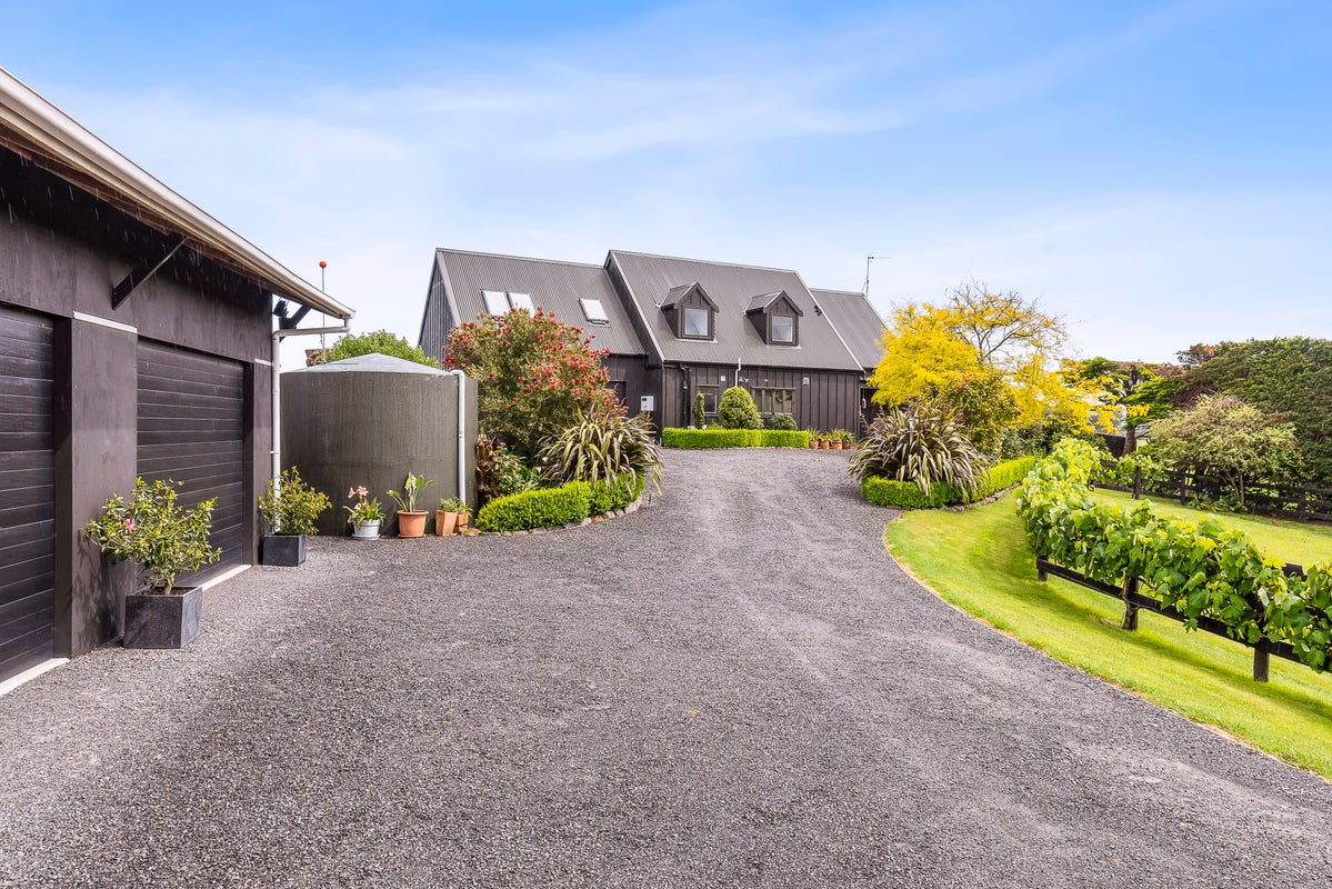 42 Pukenamu Road, Te Horo - Carousel 29