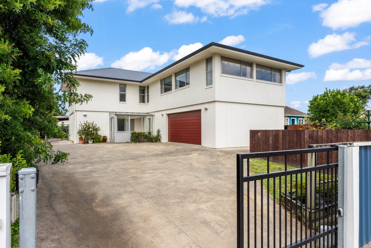 76 Awapuni Road, Awapuni, Gisborne - Carousel 2