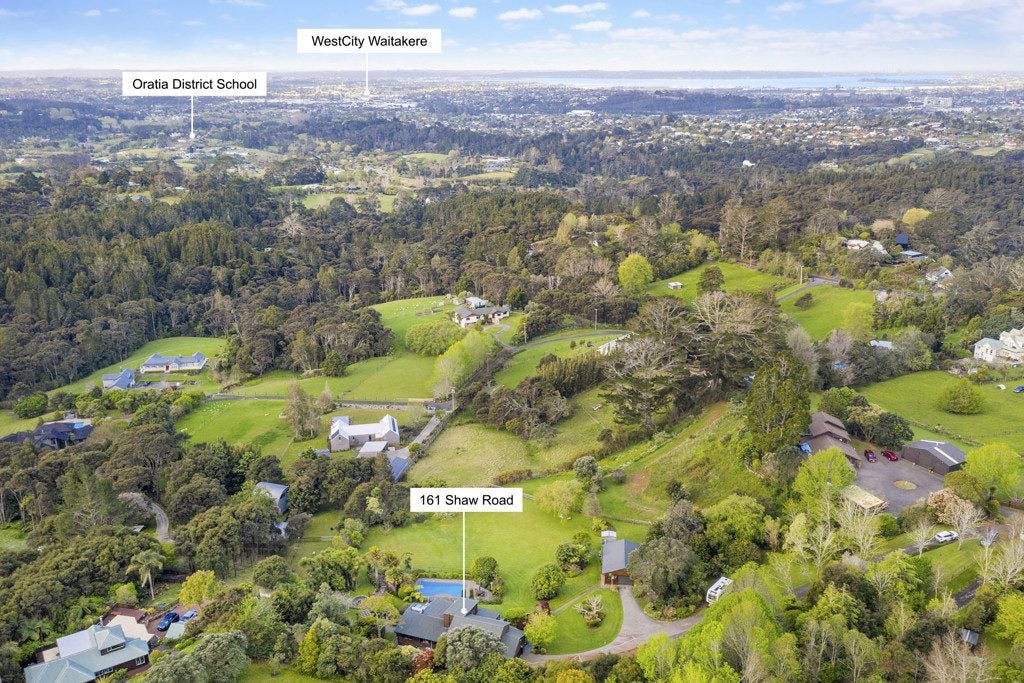 161 Shaw Road, Oratia, Auckland - Carousel 28