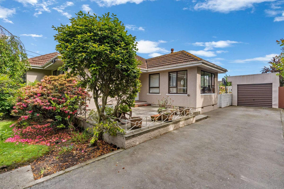 84 Northcote Road, Northcote, Christchurch - Carousel 1