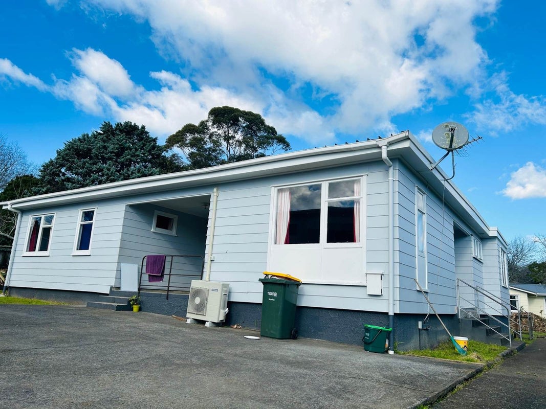 13 Citril Place, Red Hill, Papakura - Carousel 1