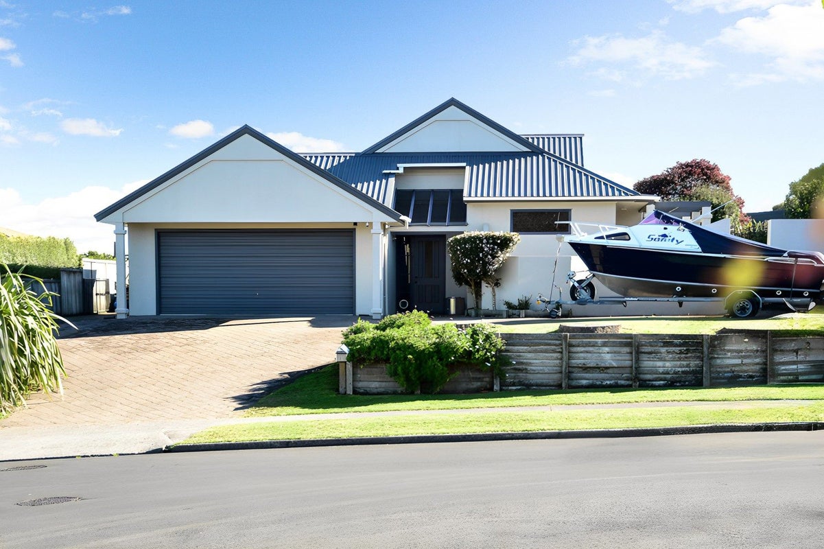 21 Ayrshire Drive, Grandview Heights, Hamilton - Carousel 1