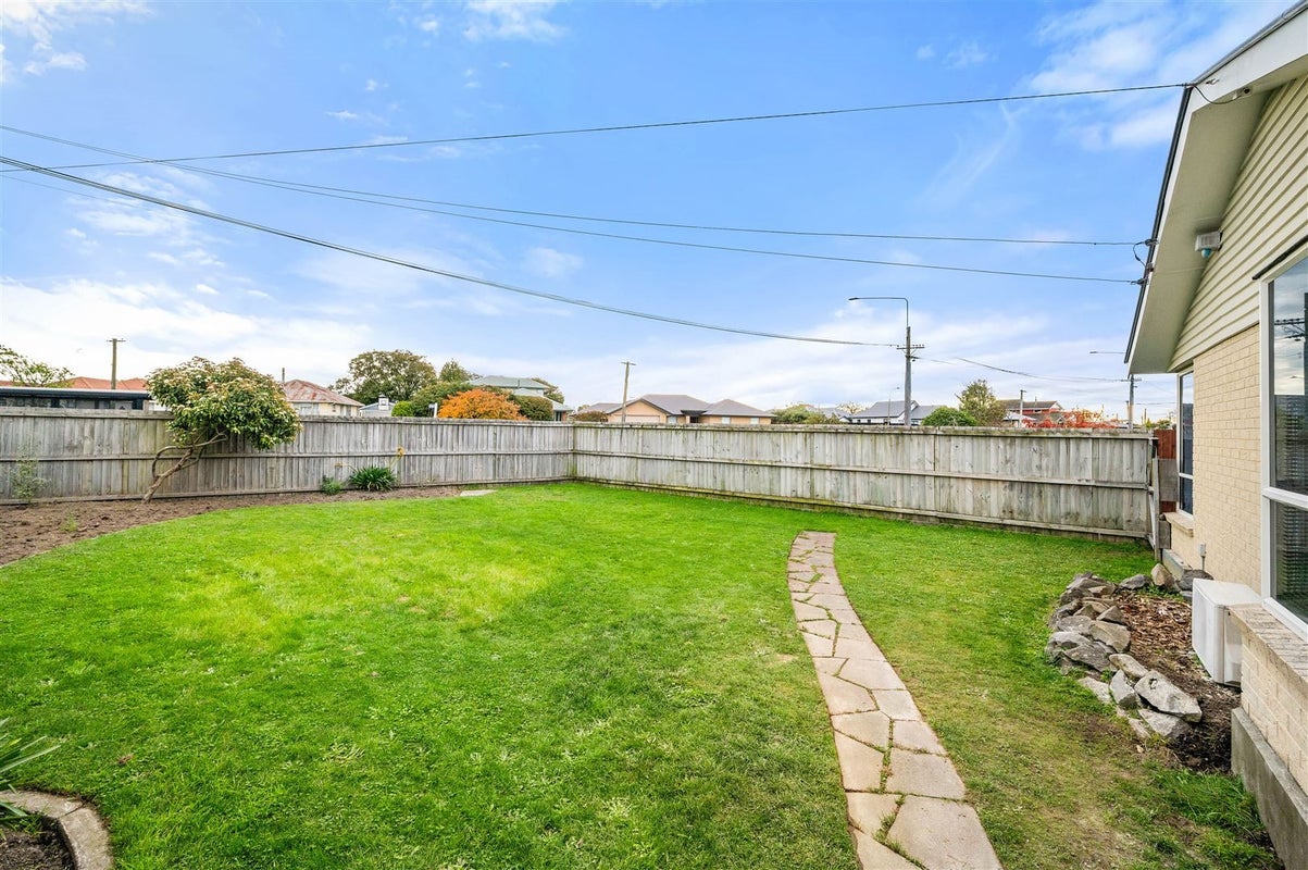 68 Burwood Road, Burwood, Christchurch - Carousel 20