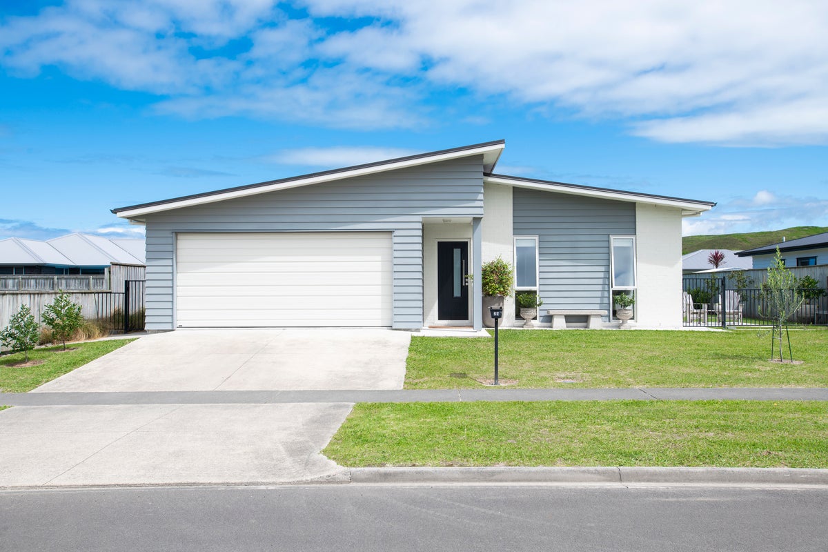 25 Hamilton Drive, Wainui, Gisborne - Carousel 23