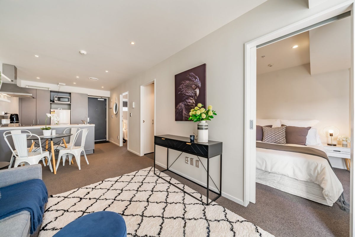 813/74 Taranaki Street, Te Aro, Wellington - Carousel 1