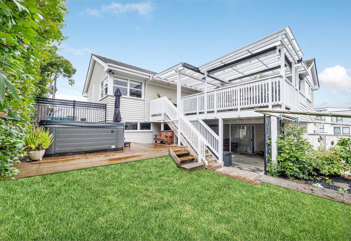 1/282 East Coast Road, Forrest Hill, Auckland - Carousel 2