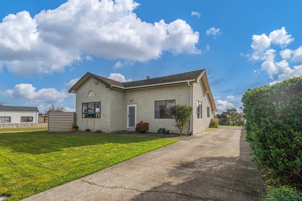 7 Dixons Line, Bunnythorpe, Palmerston North - Carousel 2