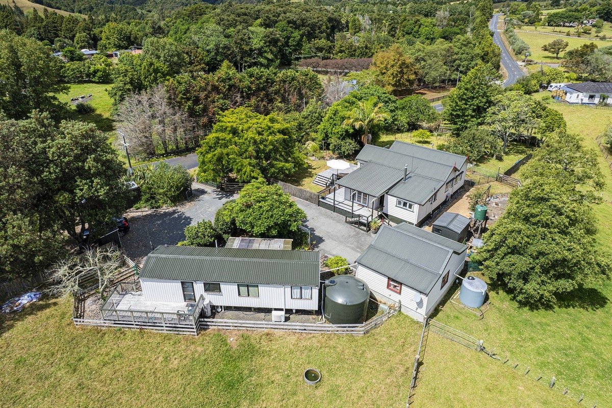 183 Kara Road, Maungatapere, Whangarei - Carousel 1