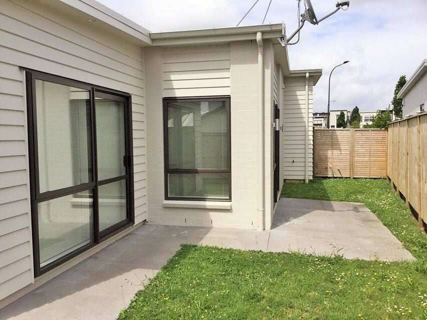 69 Costa Viva Crescent, Karaka, Papakura - Carousel 9