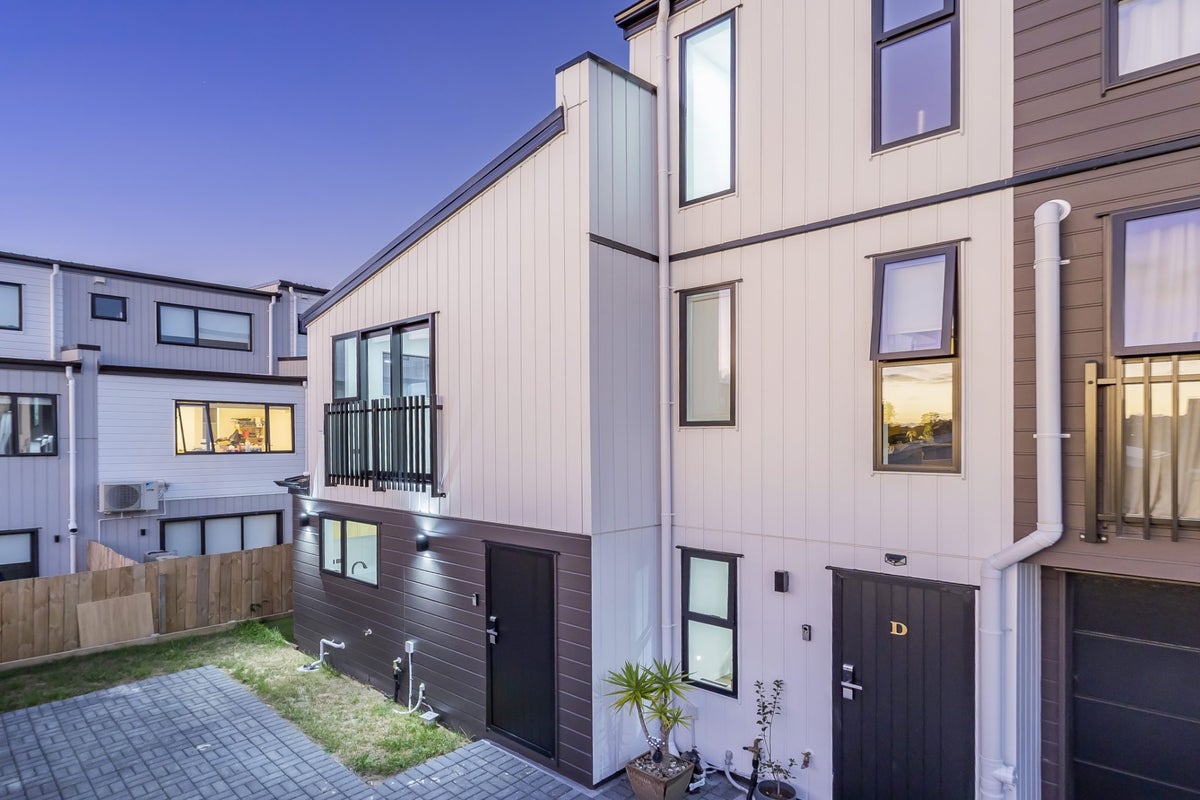 25B Archmillen Avenue, Pakuranga Heights, Auckland - Carousel 1
