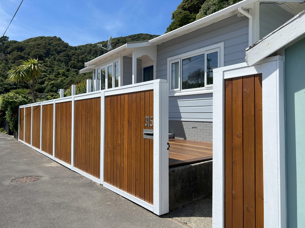 315 Muritai Road, Eastbourne, Lower Hutt - Carousel 1
