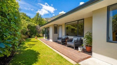 51A Brook Street, The Brook, Nelson - Carousel 1