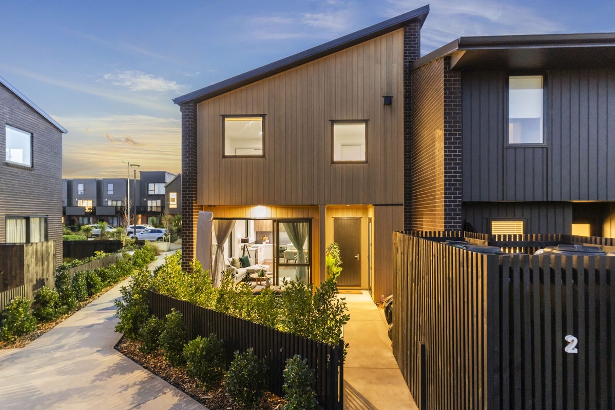 2 Arvo Lane, Hobsonville, Auckland - Carousel 1