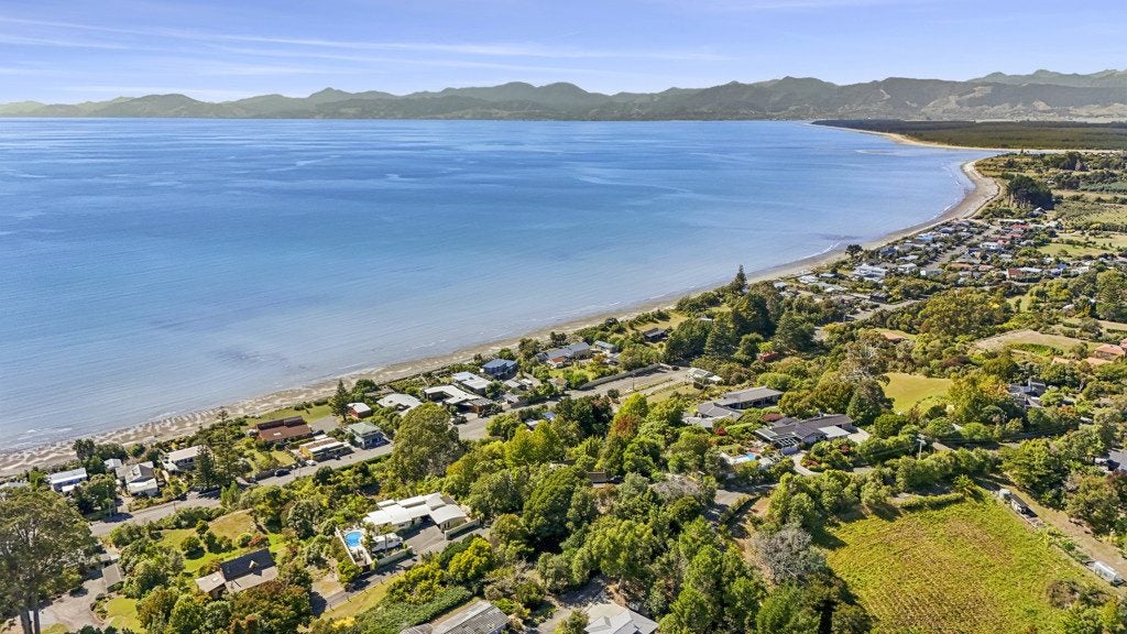 44 Korepo Road, Upper Moutere - Carousel 1
