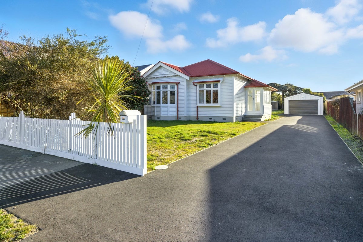 137 Hills Road, Edgeware, Christchurch - Carousel 1