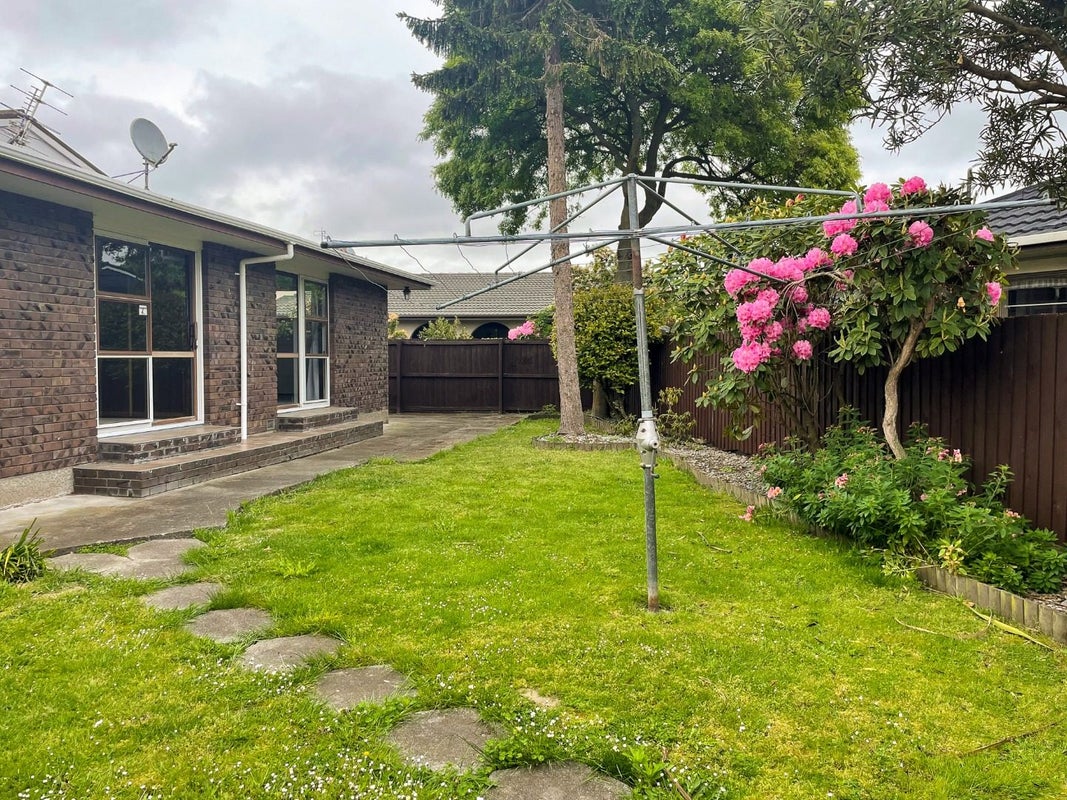 14 Camberwell Place, Avonhead, Christchurch - Carousel 19