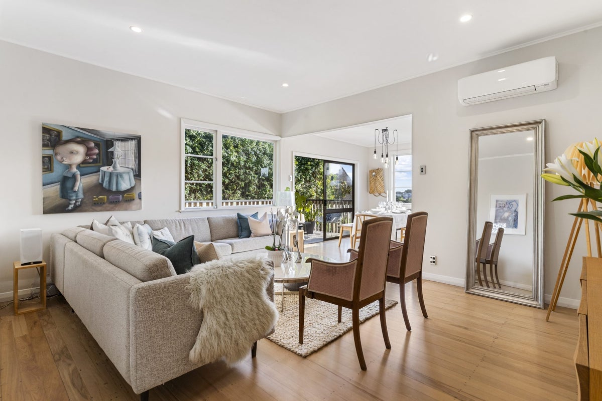 81 Kurahaupo Street, Orakei, Auckland - Carousel 2