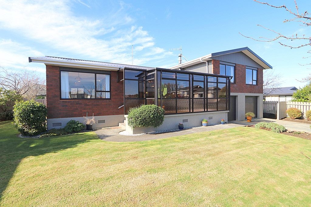 90 Kildare Drive, Waikiwi, Invercargill - Carousel 1