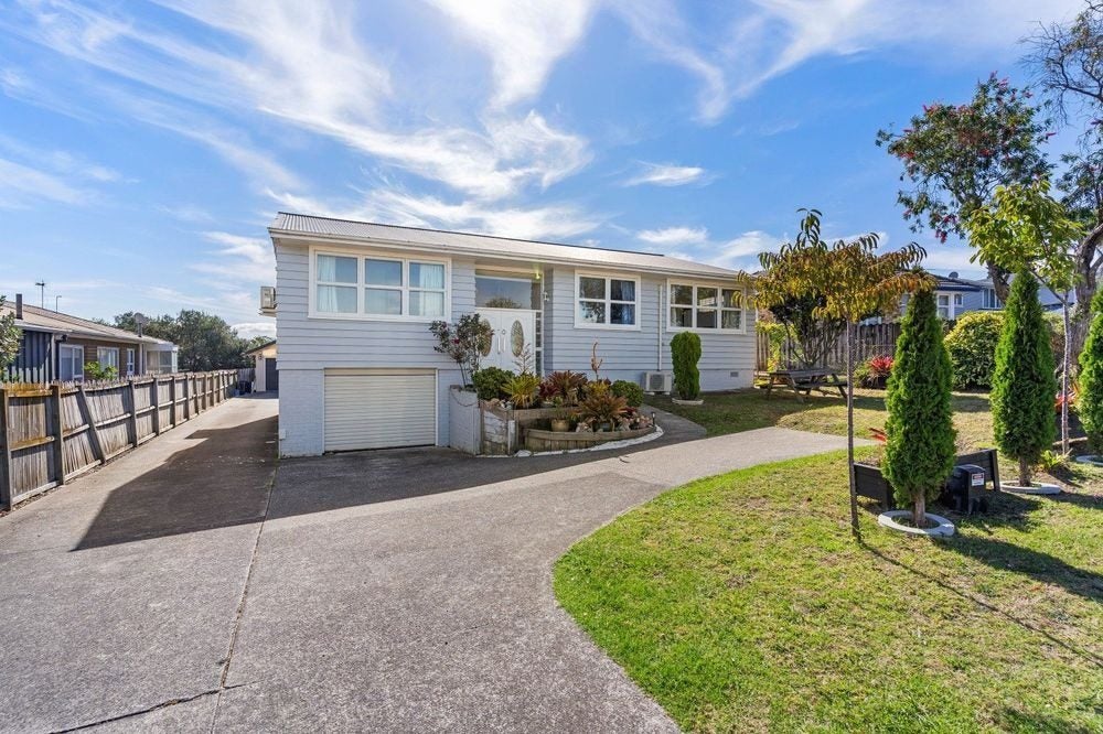 65 Ridge Road, Howick, Auckland - Carousel 1