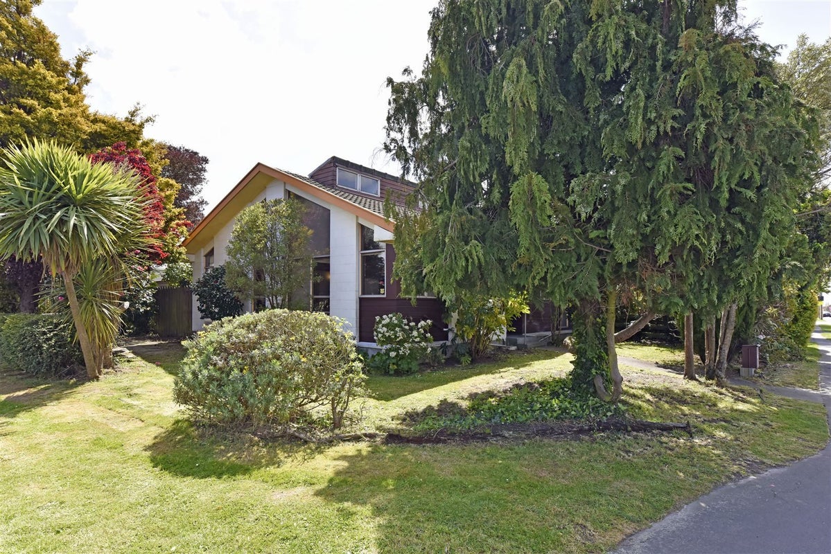 1/25 Avonhead Road, Avonhead, Christchurch - Carousel 2