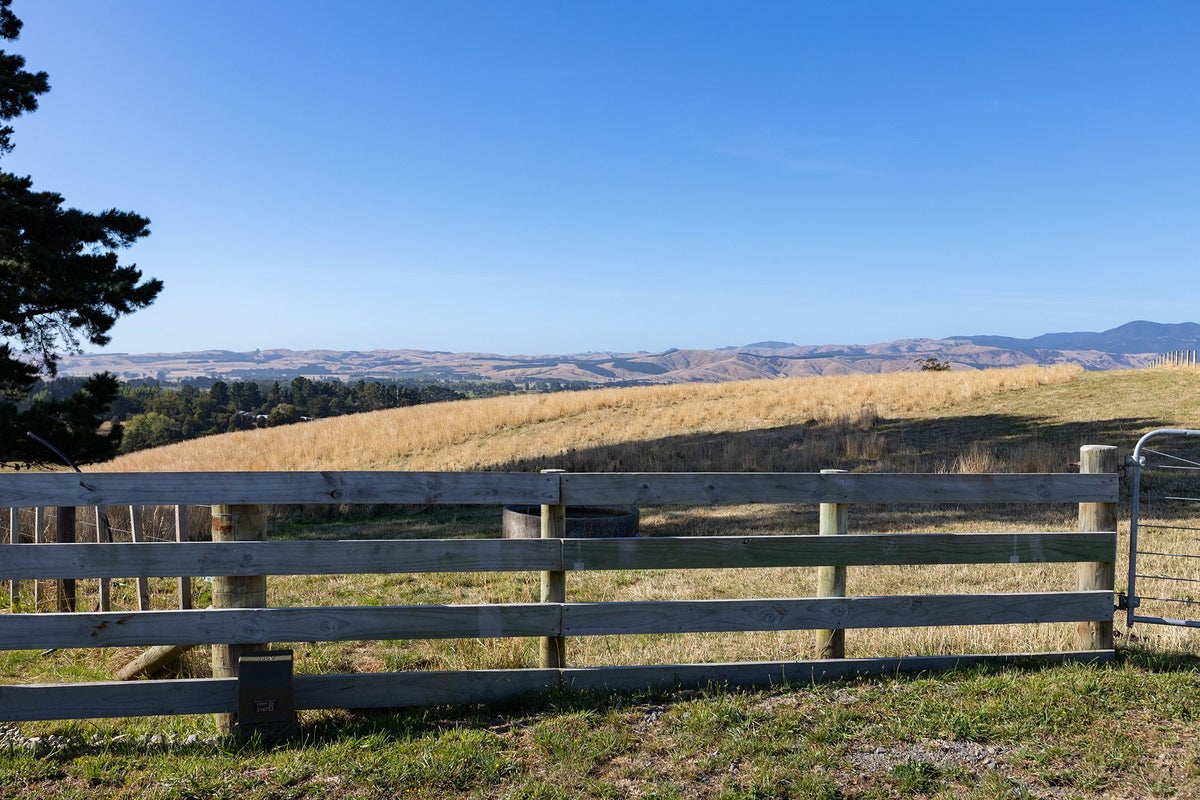 0 Kahutara Rd - Carousel 1