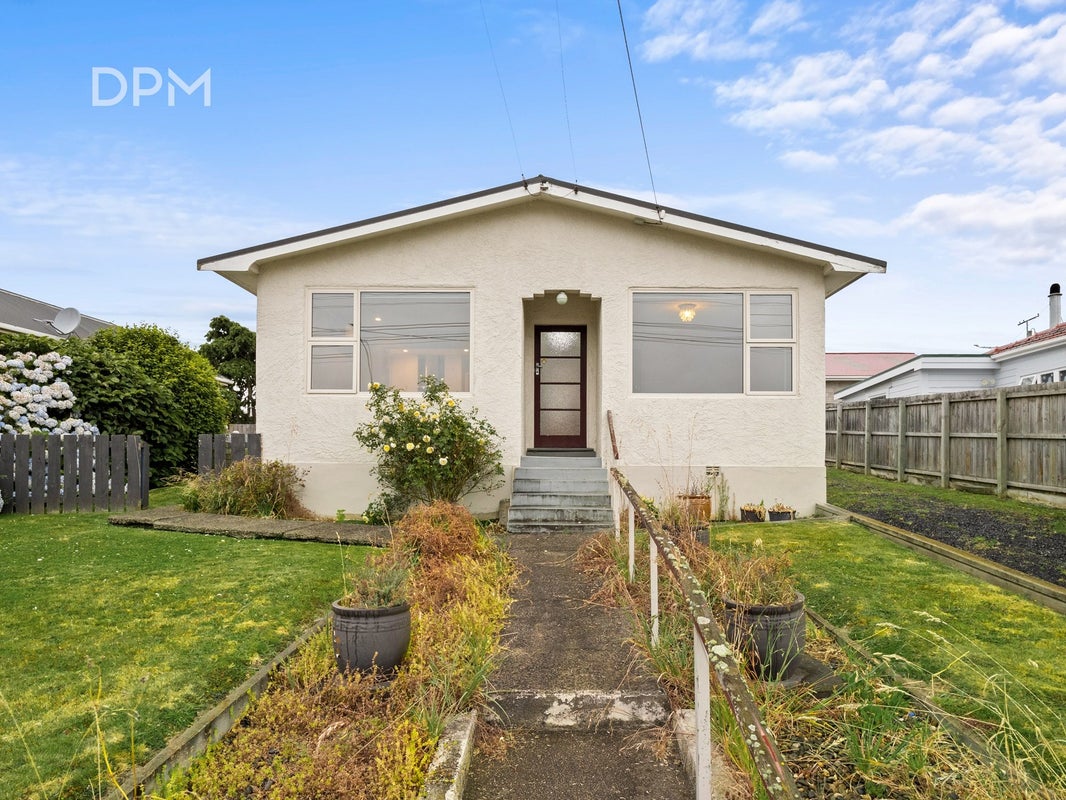 25 Main Road, Fairfield, Dunedin - Carousel 1